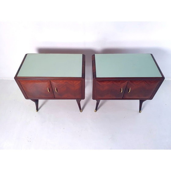 Image 1 of Paire de tables de nuit vintage en noyer, Italie années 1950