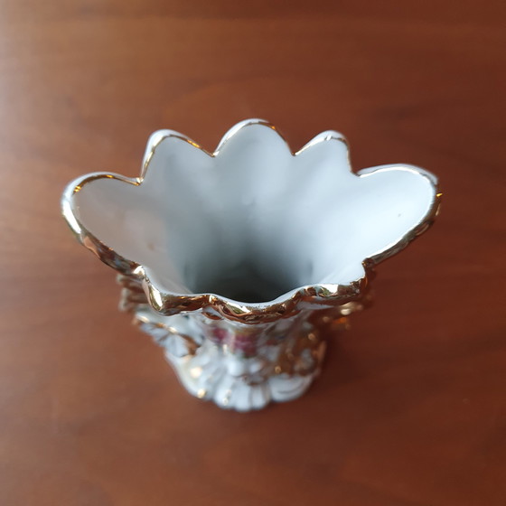 Image 1 of Vase de mariage baroque en porcelaine avec or