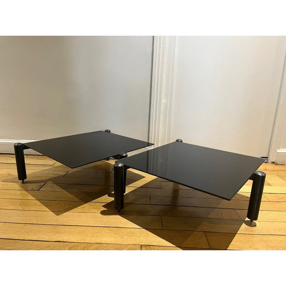 Image 1 of Paire de tables basses vintage en verre et métal noir, 1980