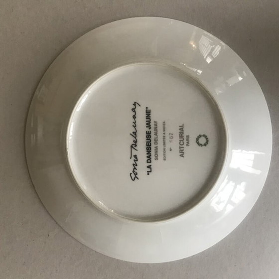 Image 1 of Assiette de collection vintage "La danseuse jaune" en porcelaine de Sonia Delaunay pour Artcurial
