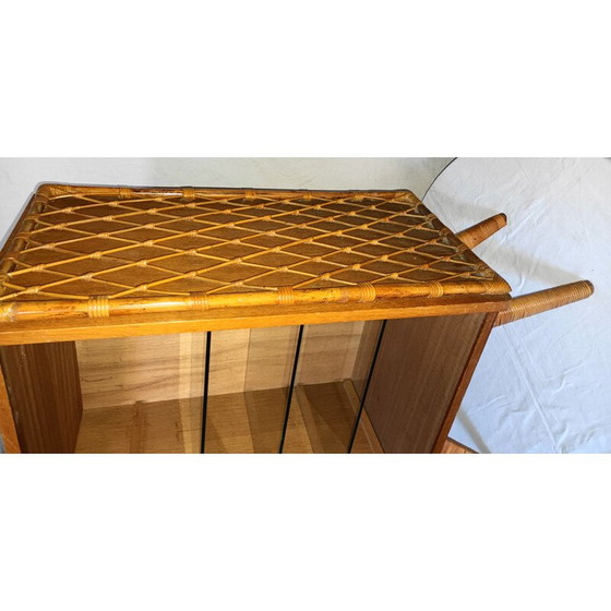 Image 1 of Bibliothèque vintage en bois, bambou, rotin et verre, années 1950