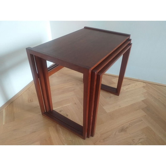 Image 1 of Ensemble de 3 tables gigognes vintage en teck, Danemark années 1960