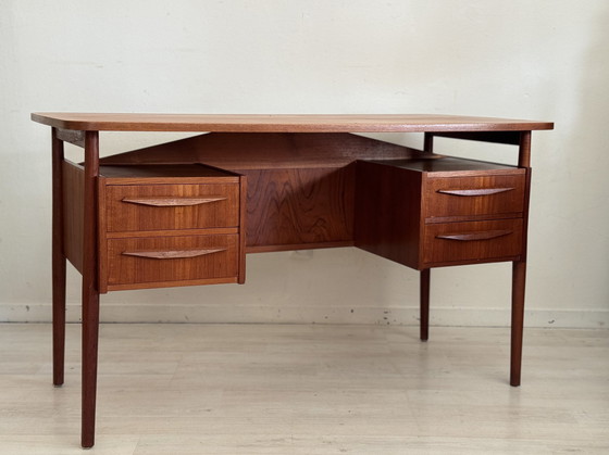Image 1 of Bureau vintage en teck Gunnar Nielsen Tibergaard