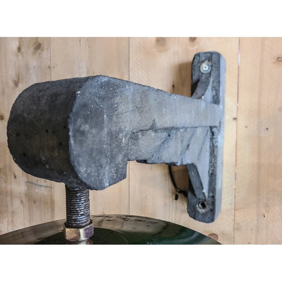 Image 1 of Applique industrielle vintage en béton, 1923