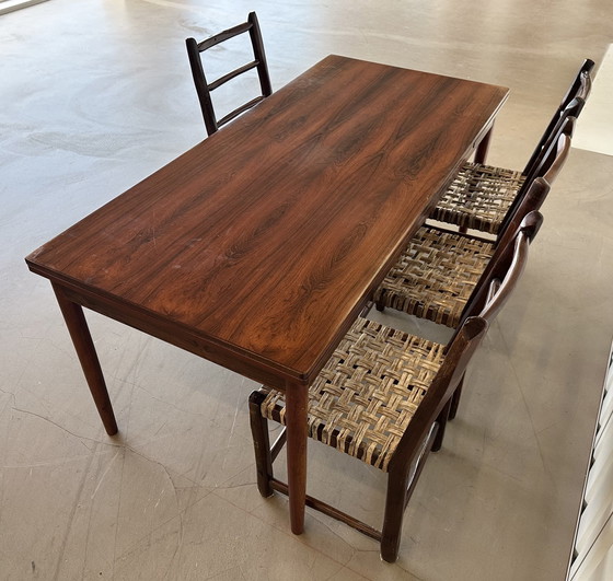 Image 1 of Grande table de salle à manger en bois de rose, 1960, extensible