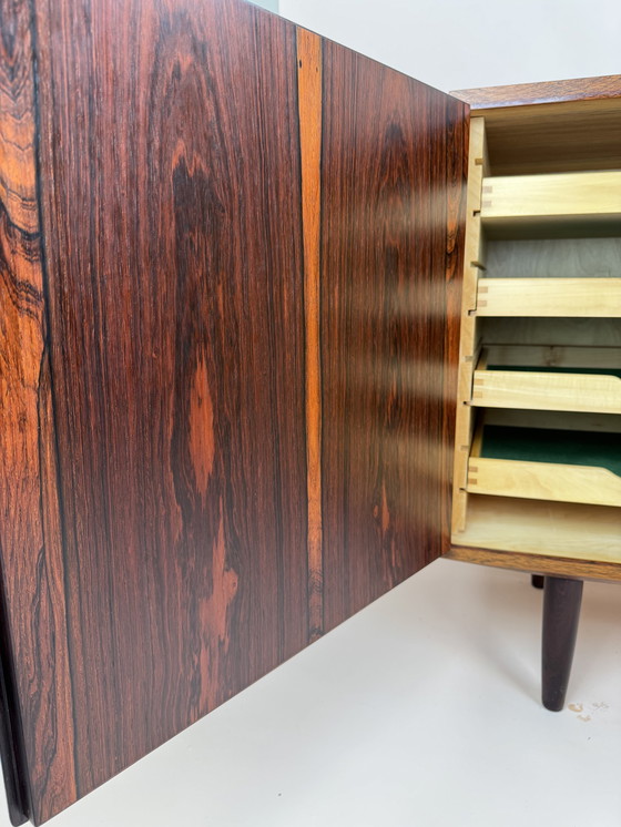 Image 1 of Buffet danois en bois de rose Poul Hundevad