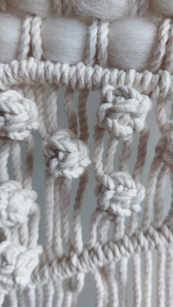 Image 1 of Accroche murale en macramé