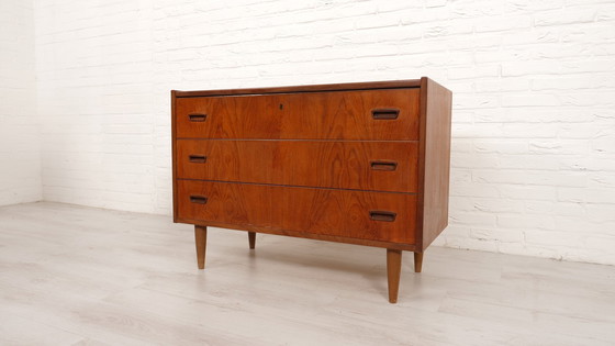Image 1 of Commode Vintage | Teck | 3 Tiroirs