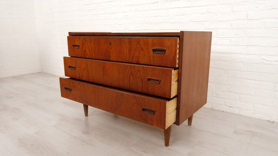 Image 1 of Commode Vintage | Teck | 3 Tiroirs