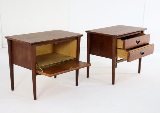 Image 1 of Ensemble de 2 tables de nuit Wébé Louis Van Teeffelen 'Beek En Donk' Vintage