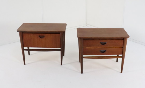 Image 1 of Ensemble de 2 tables de nuit Wébé Louis Van Teeffelen 'Beek En Donk' Vintage