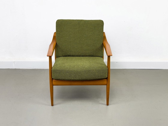 Image 1 of Chaise Lounge En Teck Et Bouclé Par Knoll Antimott, 1960S