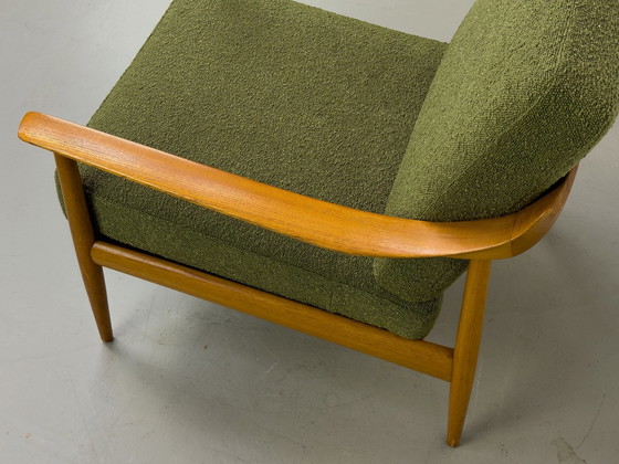 Image 1 of Chaise Lounge En Teck Et Bouclé Par Knoll Antimott, 1960S