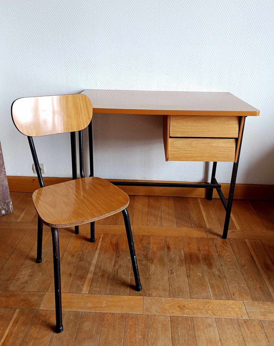 Image 1 of Bureau Et Chaise En Formica 1960