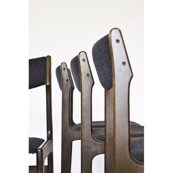 Image 1 of Ensemble de 4 chaises de salle à manger vintage en feutre et noyer par Erik Buch pour O.D. Møbler, Danemark années 1960