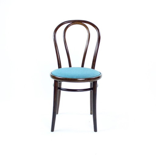 Chaise de bistrot vintage Thonet n°16 par Ton, Tchécoslovaquie années 1960