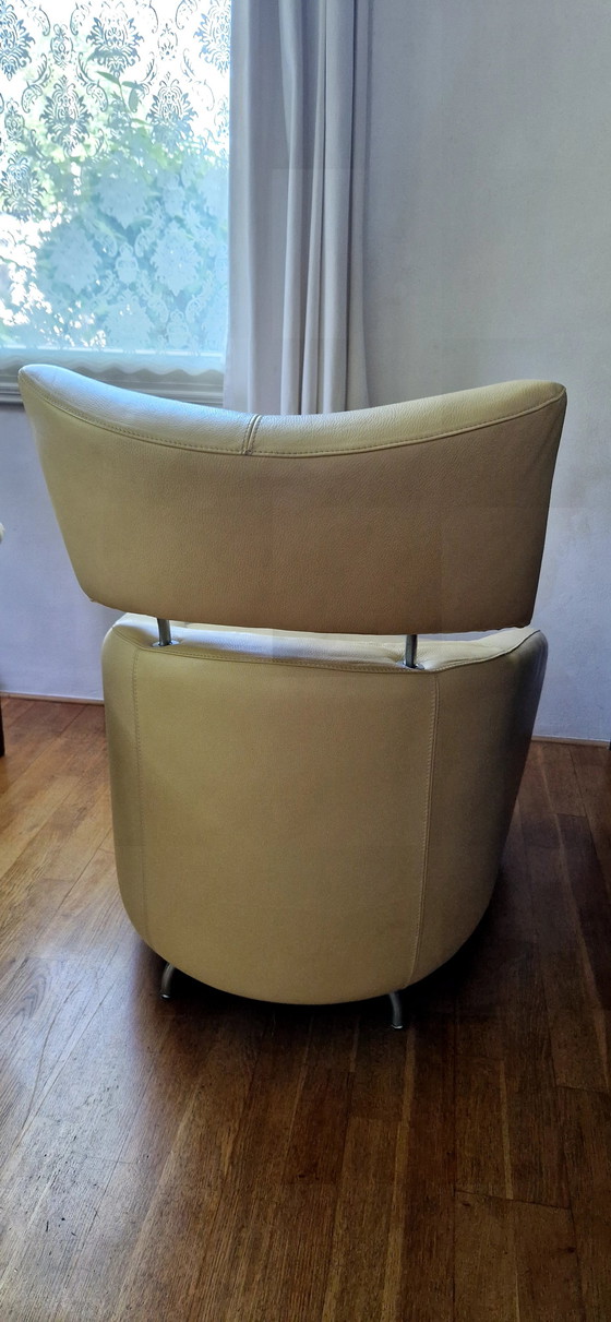 Image 1 of 2x Leolux Solymi Chairs et 1 Poof