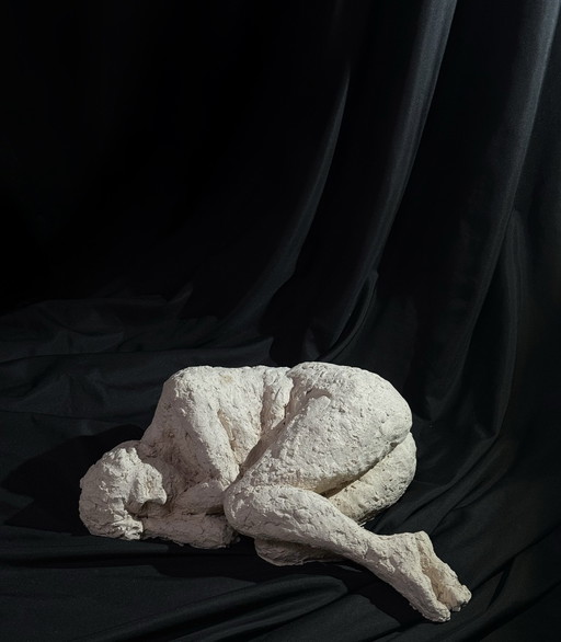 Yolande Ide (1931) - Sculpture en terre cuite d'une femme