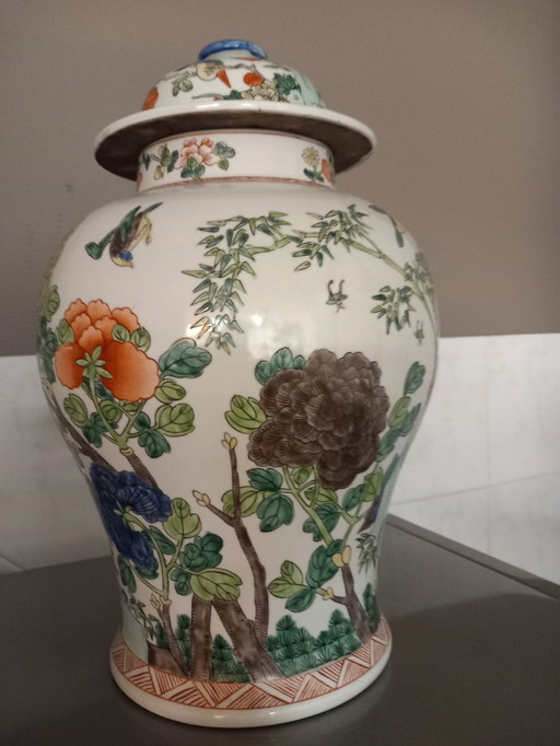 Magnifique pot chinois ancien avec couvercle