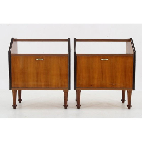 Image 1 of Paire de tables de chevet vintage en noyer, Italie 1960