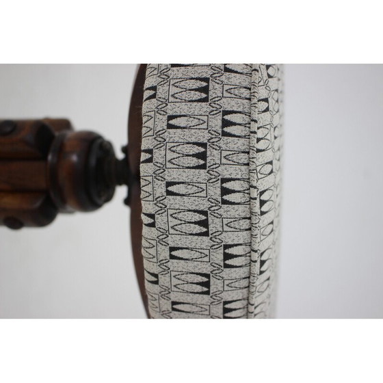 Image 1 of Tabouret de piano vintage en bois courbé et hêtre ,Tchécoslovaquie années 1930