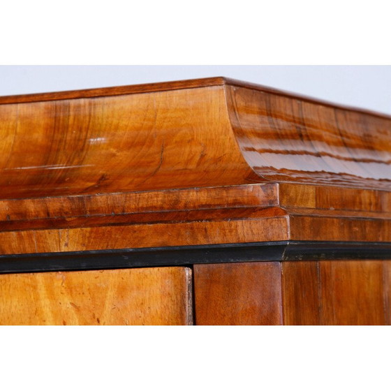 Image 1 of Commode Vintage Biedermeier en noyer, Tchécoslovaquie 1820-1829