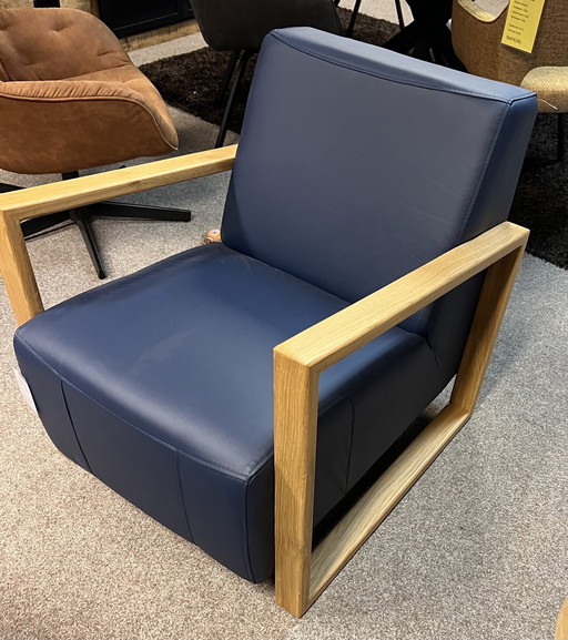 Vente : Fauteuil moderne en cuir bleu