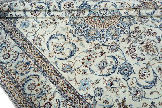 Image 1 of Tapis persan noué à la main Naïn 9 La avec soie - 341 X 256 cm