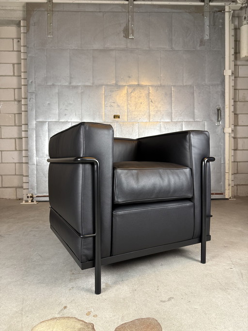 Cassina Lc2 Fauteuil Le Corbusier Cuir noir/Cadre noir