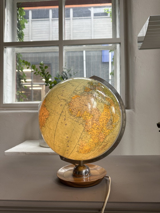 Image 1 of Jro-Verlag Globe