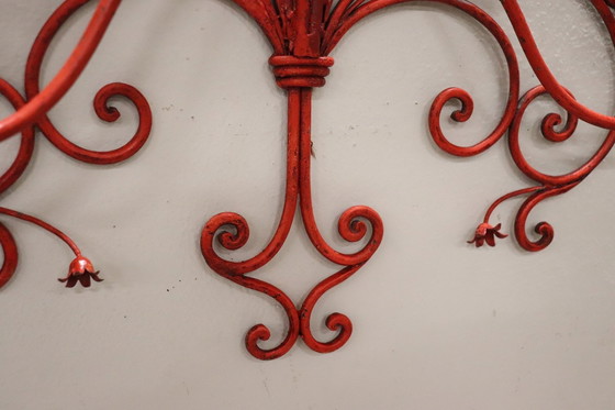 Image 1 of Applique en fer laqué rouge