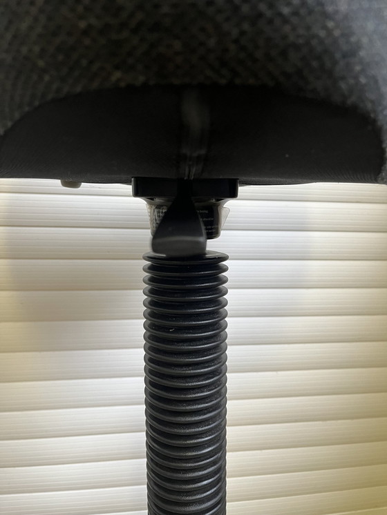 Image 1 of Tabouret ergonomique Varier Move Compact