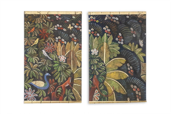 Image 1 of Toile Peinte Représentant Des Animaux Sur Un Fond Floral. Contemporain.