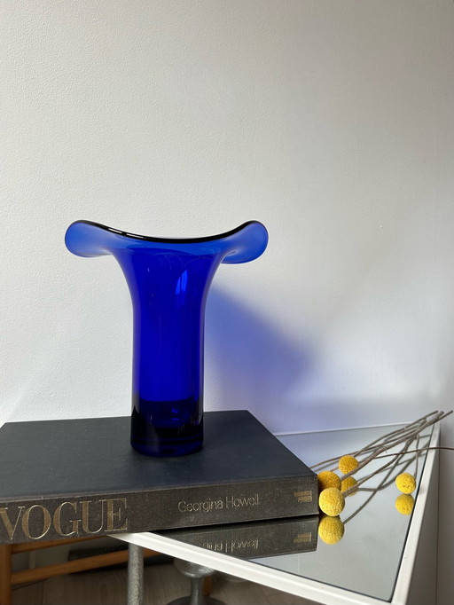 Vase Vintage en cristal de Spiegelau Allemagne Cobalt