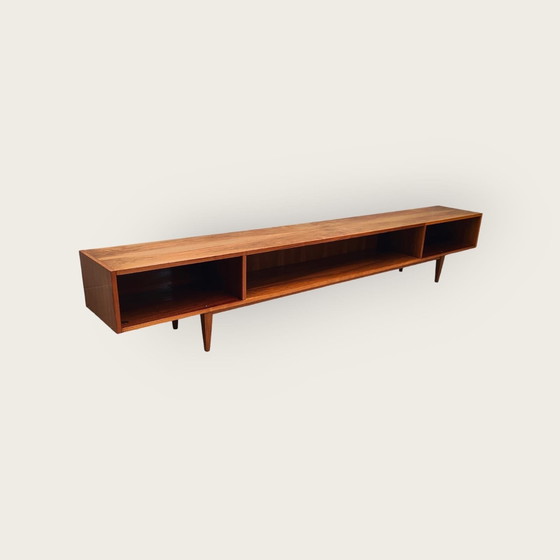 Image 1 of Buffet bas Mid Century