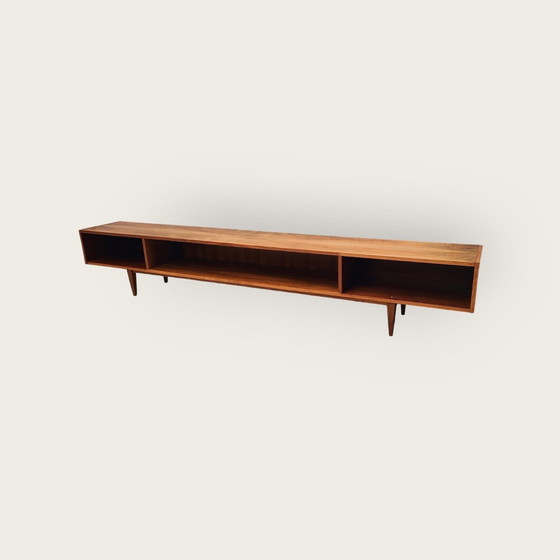 Image 1 of Buffet bas Mid Century