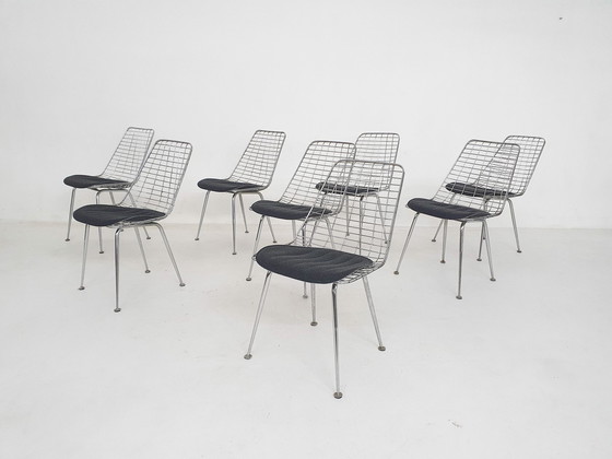 Image 1 of Ensemble de 8 chaises en fil de fer Mid Century Pays-Bas années 50