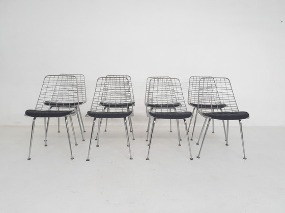 Image 1 of Ensemble de 8 chaises en fil de fer Mid Century Pays-Bas années 50