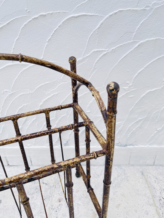 Image 1 of Porte-Revues en Métal Art Déco