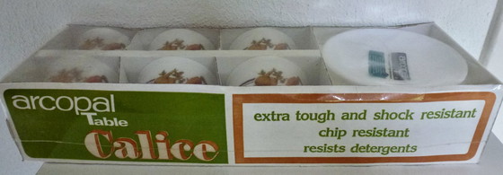 Image 1 of Vintage Arcopal 6X Bowl et 6X Dishes dans un nouvel emballage.