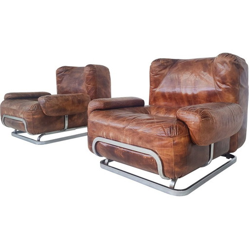 Paire de fauteuils en cuir et chrome du milieu du siècle, Italie, années 1970