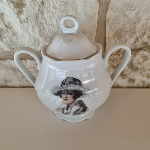 Sucrier Lierre Sauvage Femme Au Chapeau Cnp France