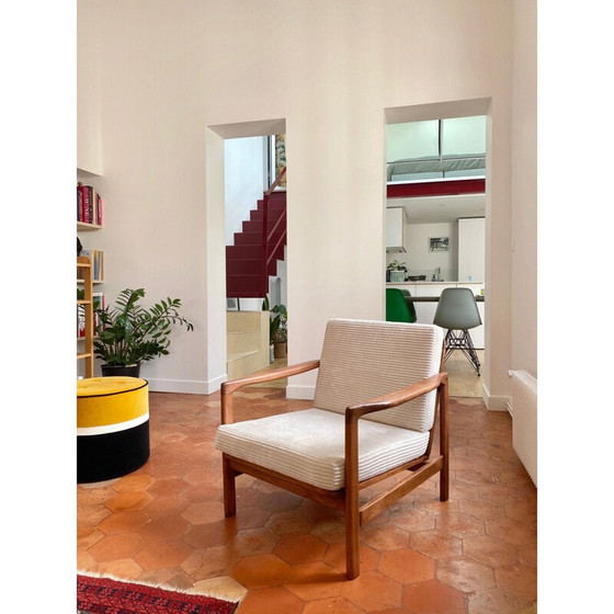 Image 1 of Fauteuil vintage BZ en velours côtelé ivoire, Scandinave