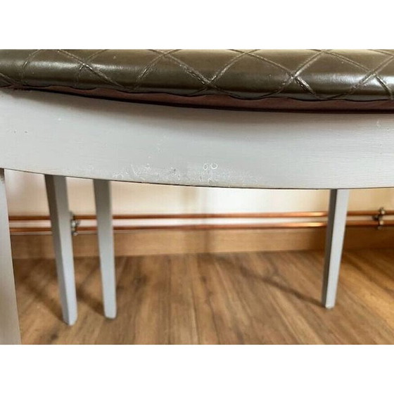 Image 1 of Paire de fauteuils vintage en simili cuir gris