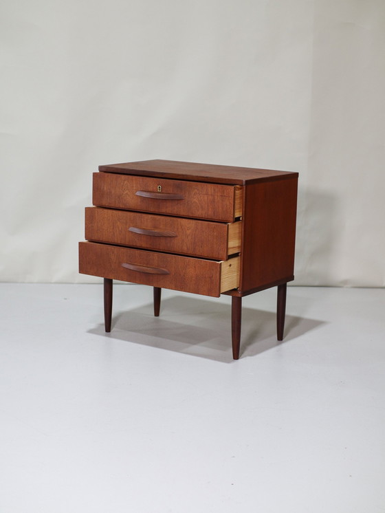 Image 1 of Commode vintage danoise en teck 1960s