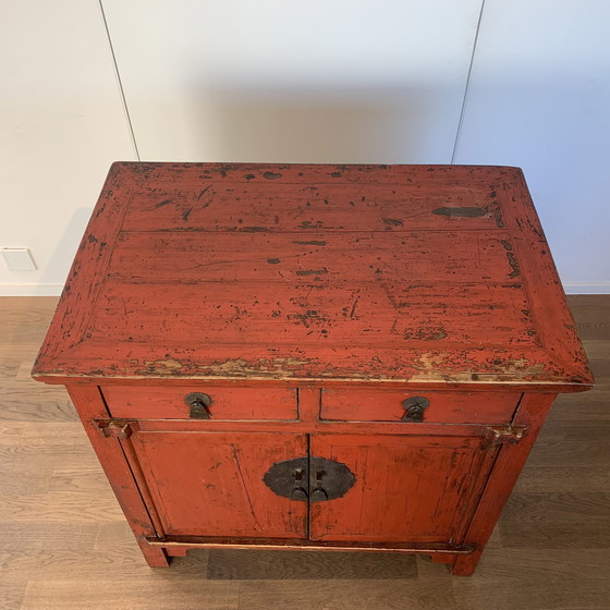 Image 1 of Ancienne armoire chinoise traditionnelle