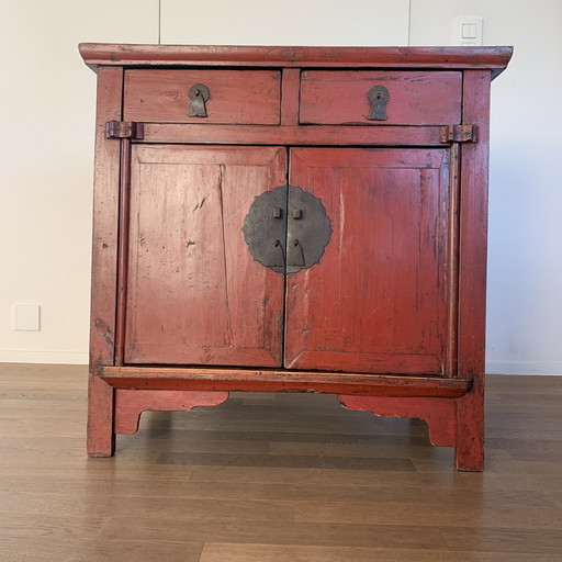 Ancienne armoire chinoise traditionnelle