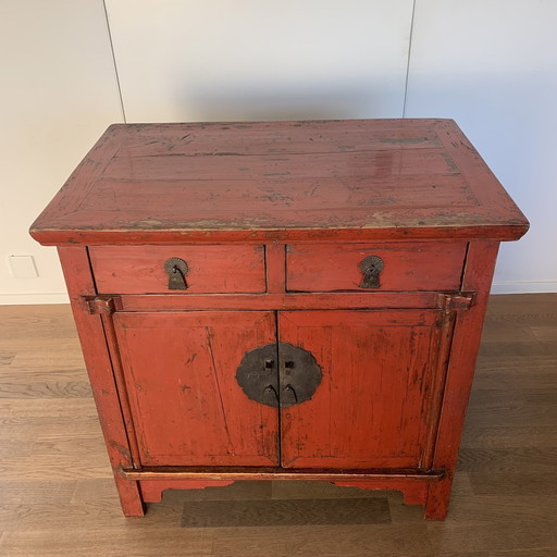 Ancienne armoire chinoise traditionnelle