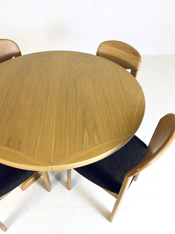 Image 1 of Table à manger extensible vintage années 70