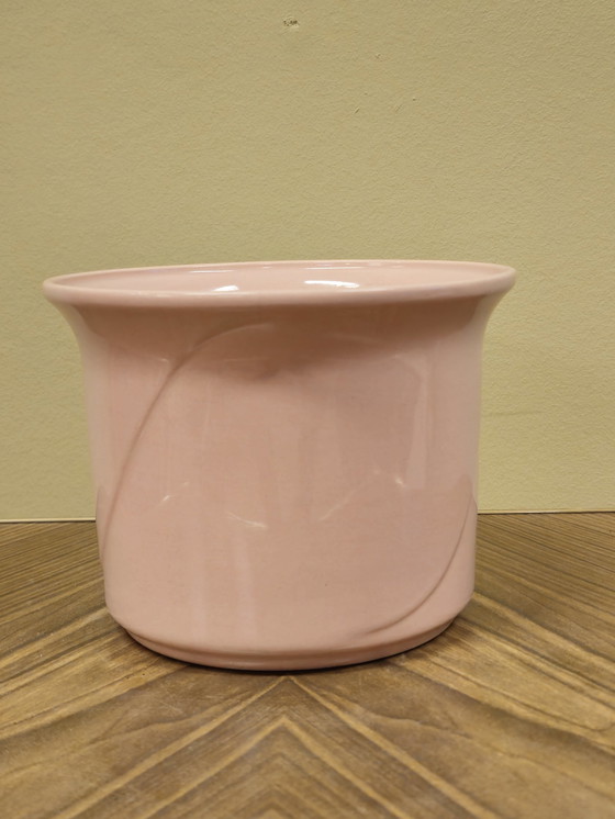 Image 1 of Pot de fleurs vintage rose